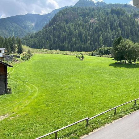 Hotel Garni Burger Санкт-Якоб-ин-Деферегген Экстерьер фото