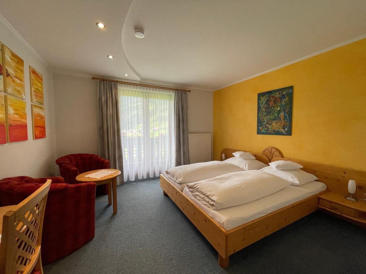 Hotel Garni Burger Санкт-Якоб-ин-Деферегген Экстерьер фото